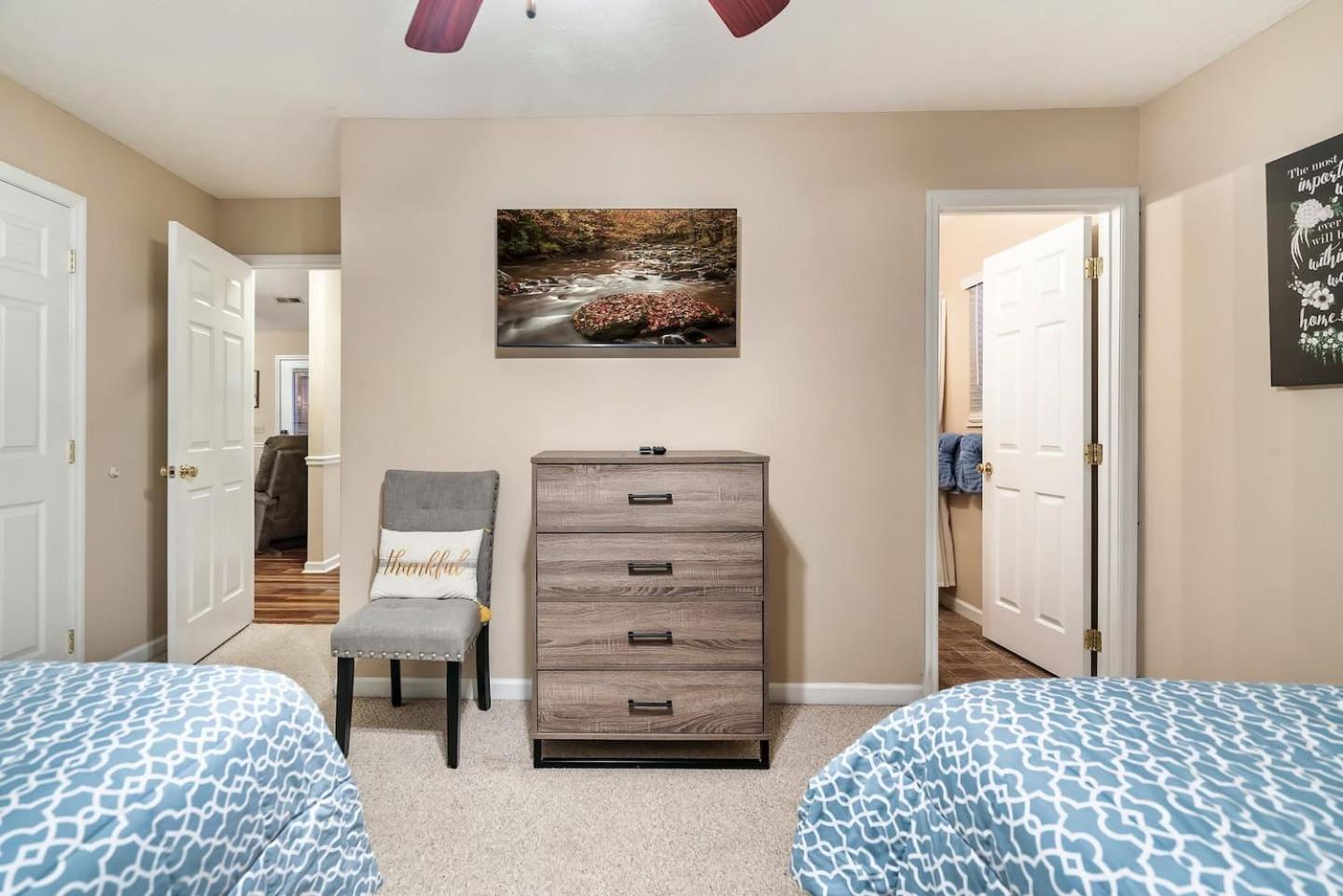 Villa 1 Mile To Pkwy, Pets, Hot Tub, Creekside, Porch à Pigeon Forge Extérieur photo